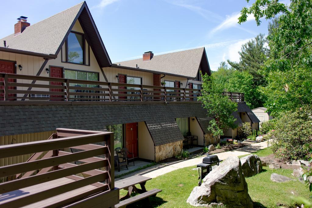 Inn At Deep Creek Oakland Exterior foto